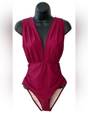 Cupshe Burgundy Plunging V-Neck One Piece Swimsuit Women’s Size M
